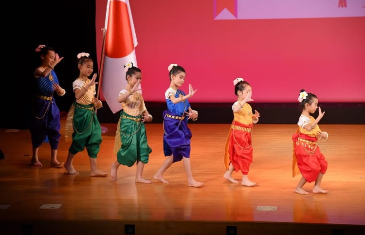 子供踊り